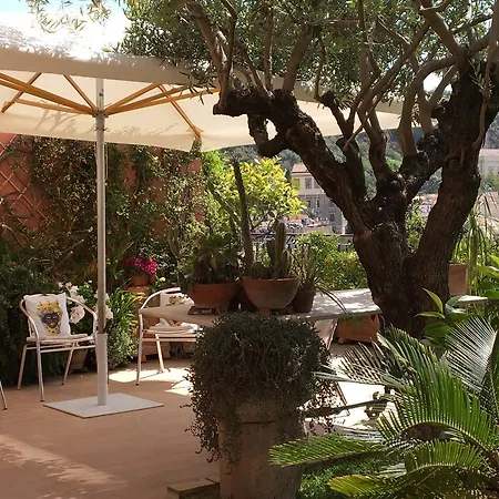 فندق مبيت وإفطار Rocca Castello