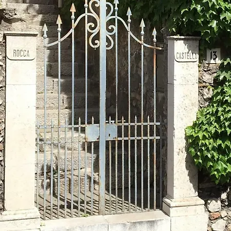 فندق مبيت وإفطار Rocca Castello تاورمينا