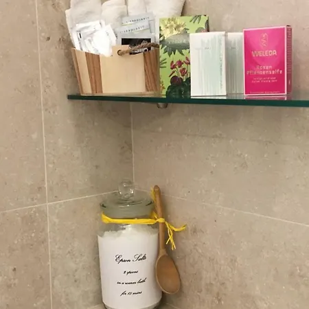 Rocca Castello Couette-café *