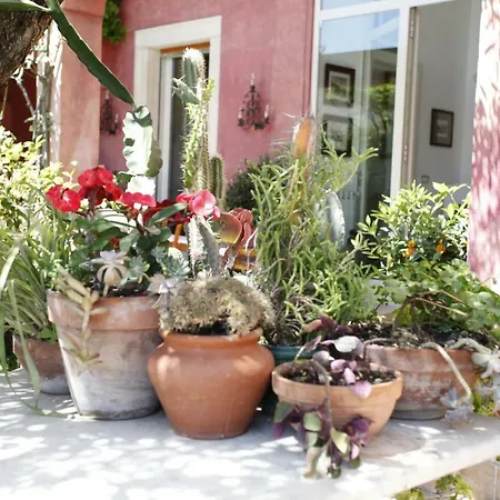 Rocca Castello Bed & Breakfast *