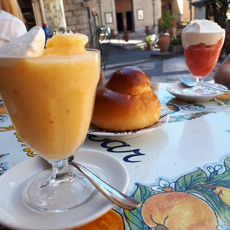 Rocca Castello Couette-café *