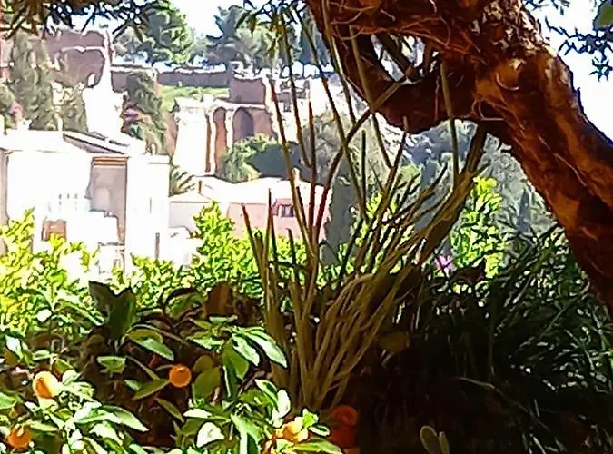 Rocca Castello * タオルミーナ