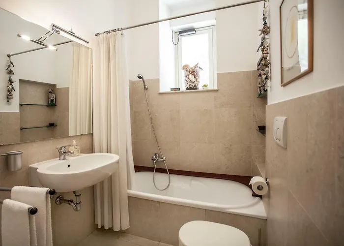 ベッド・アンド・ブレックファスト Rocca Castello タオルミーナ